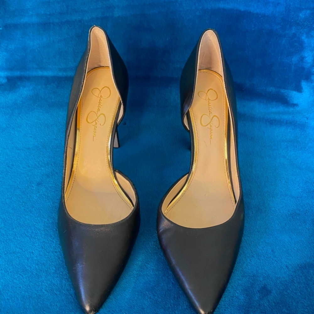 Black Jessica Simpson Pumps